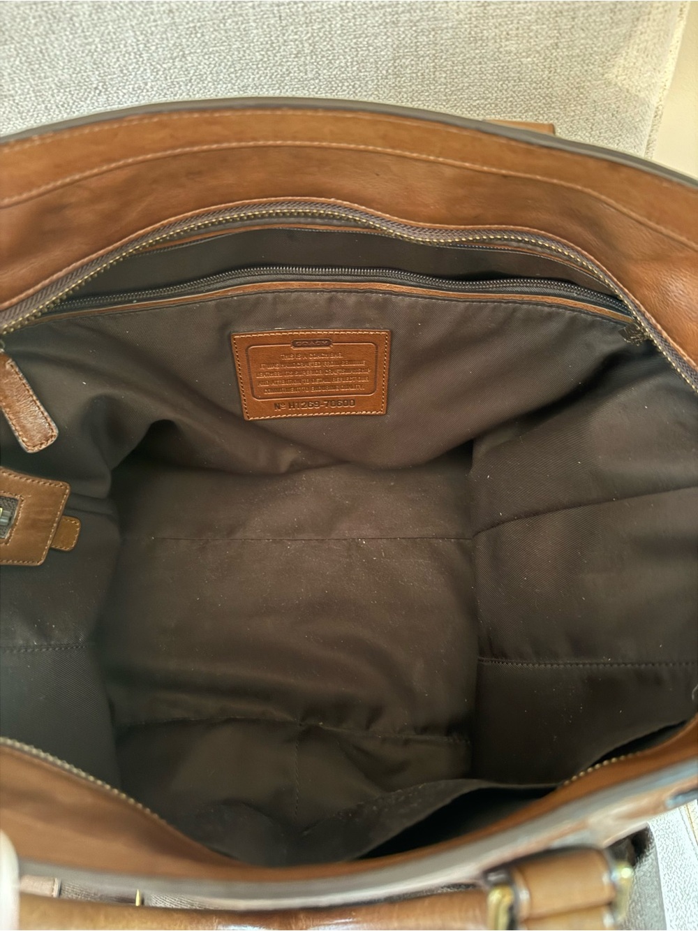 Vintage Coach Leather Bleeker Tote Bag in Brown - Classic Uni-sex Carryall - Picture 5 of 11